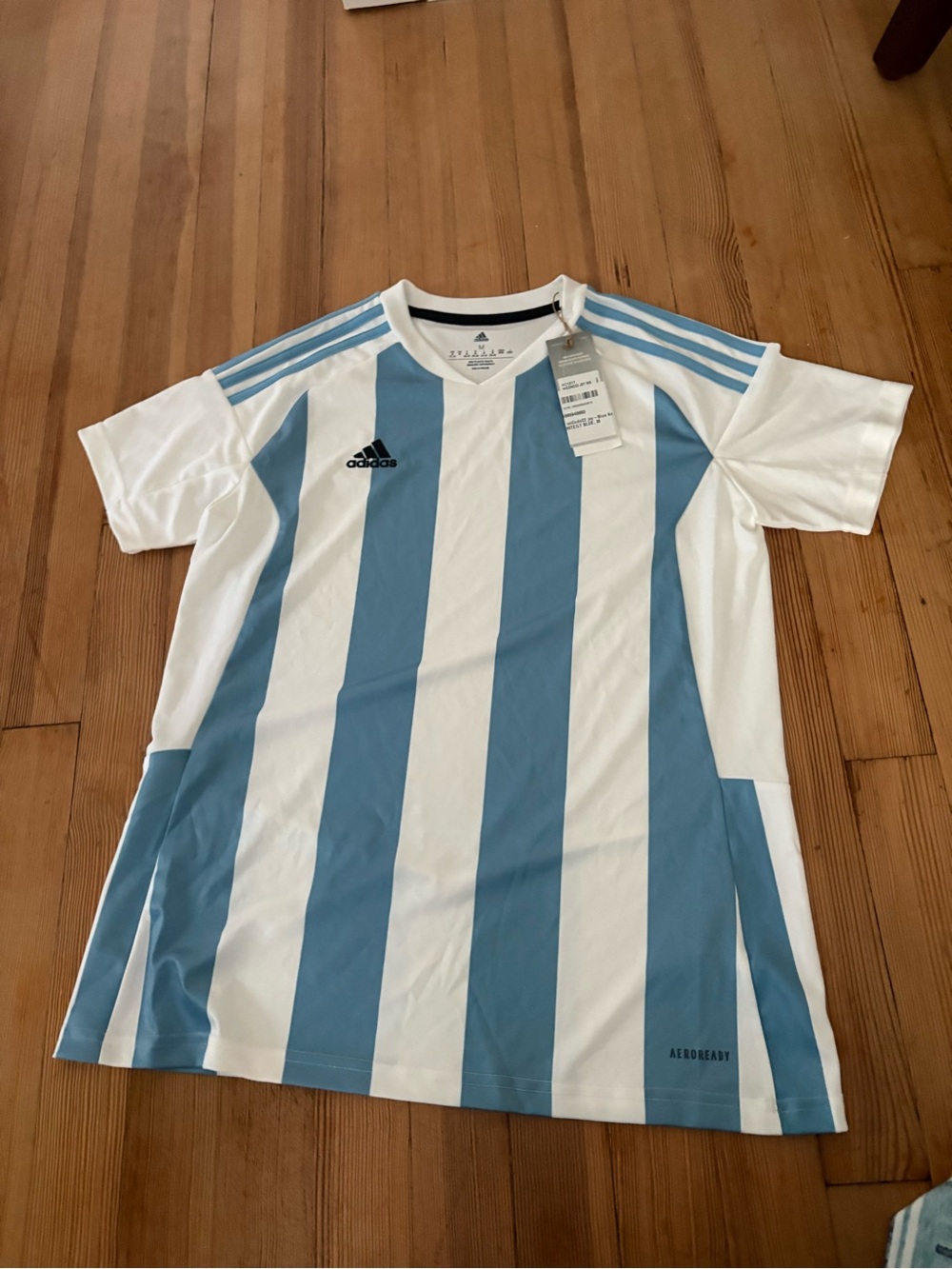 Brand New Adidas Women’s Medium Soccer Jersey